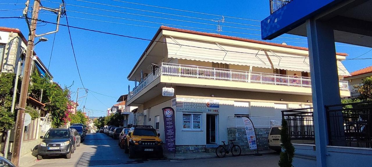 Katerina Rodon Apartments Nea Roda Exterior foto